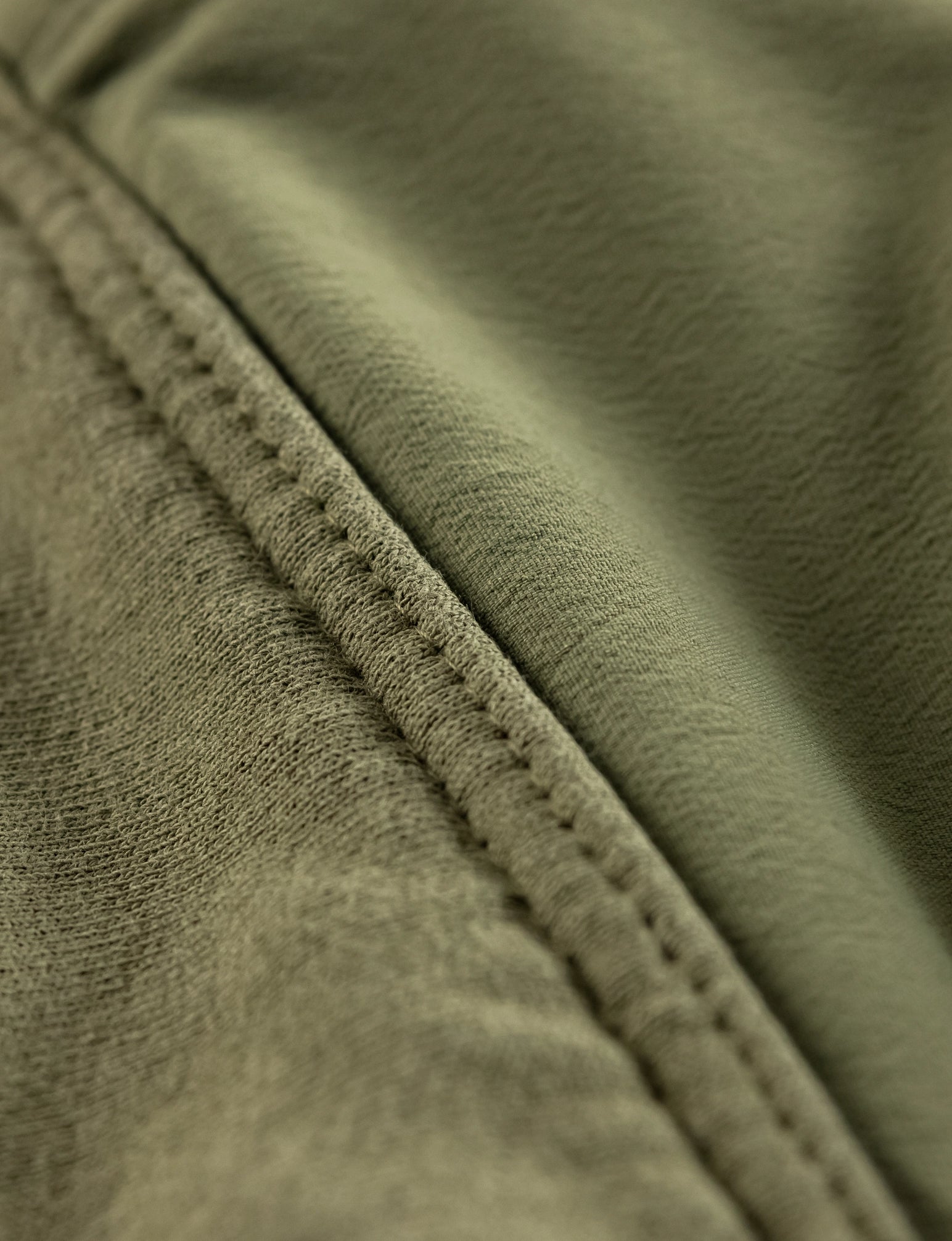 THE HEAVY HALF ZIP HOODIE - Image 19