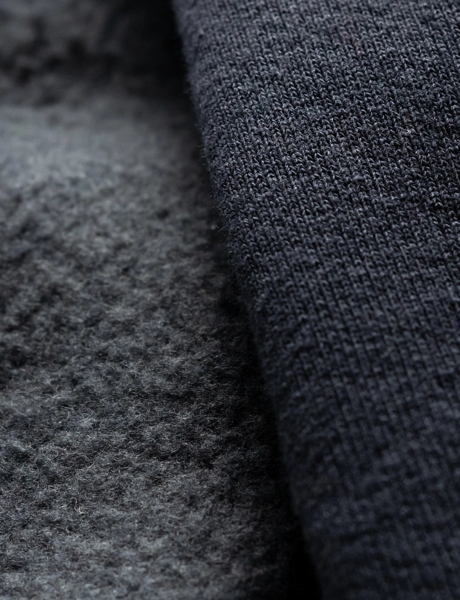 THE HEAVY HALF ZIP HOODIE - Image 39